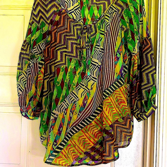 🌈EUC LE ElliottLauren BohemianStyleFabulousColors. SheerPuffySleevesCurved Hem - Picture 3 of 11